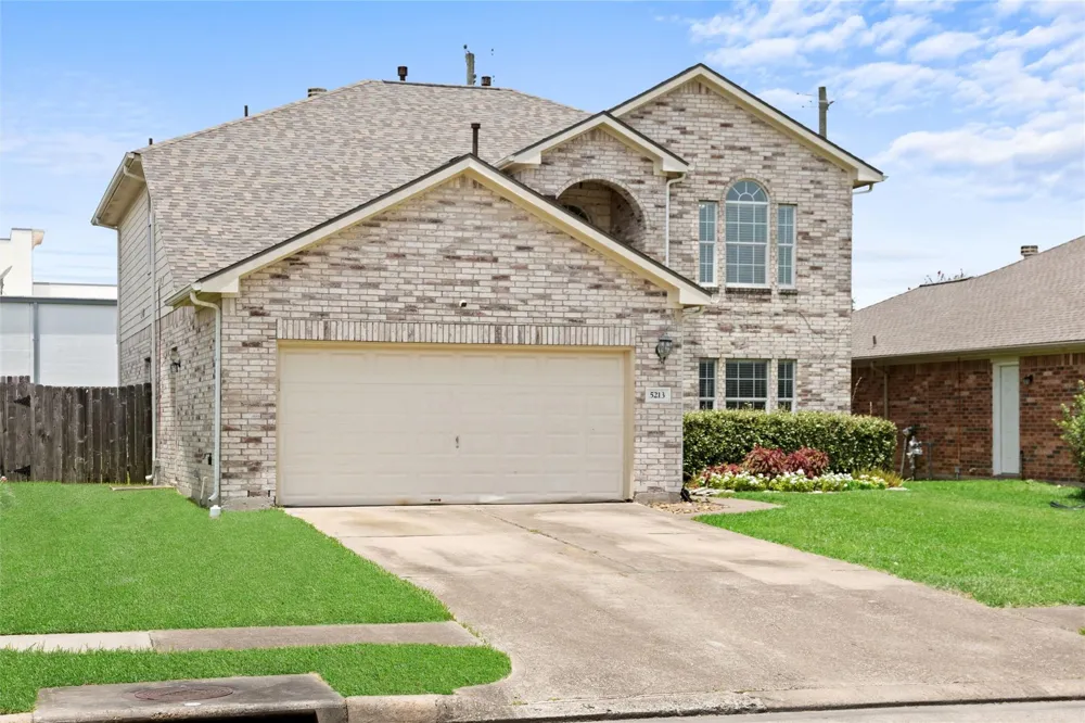 5213 Bailey Lane Alvin, TX 77511