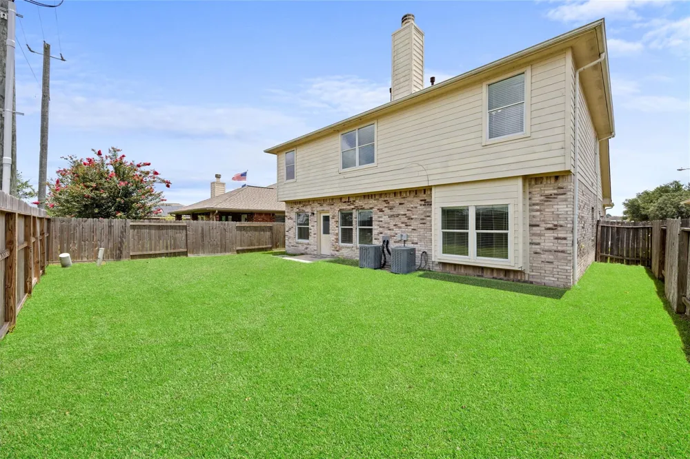 5213 Bailey Lane Alvin, TX 77511