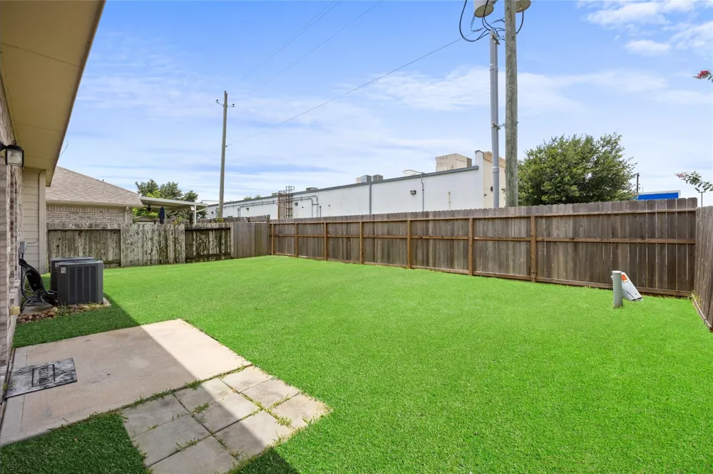 5213 Bailey Lane Alvin, TX 77511