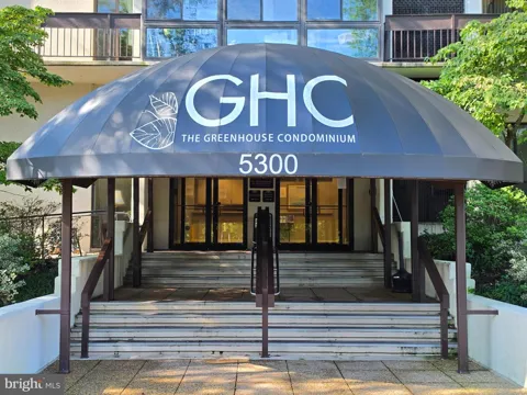 5300 HOLMES RUN PARKWAY #814