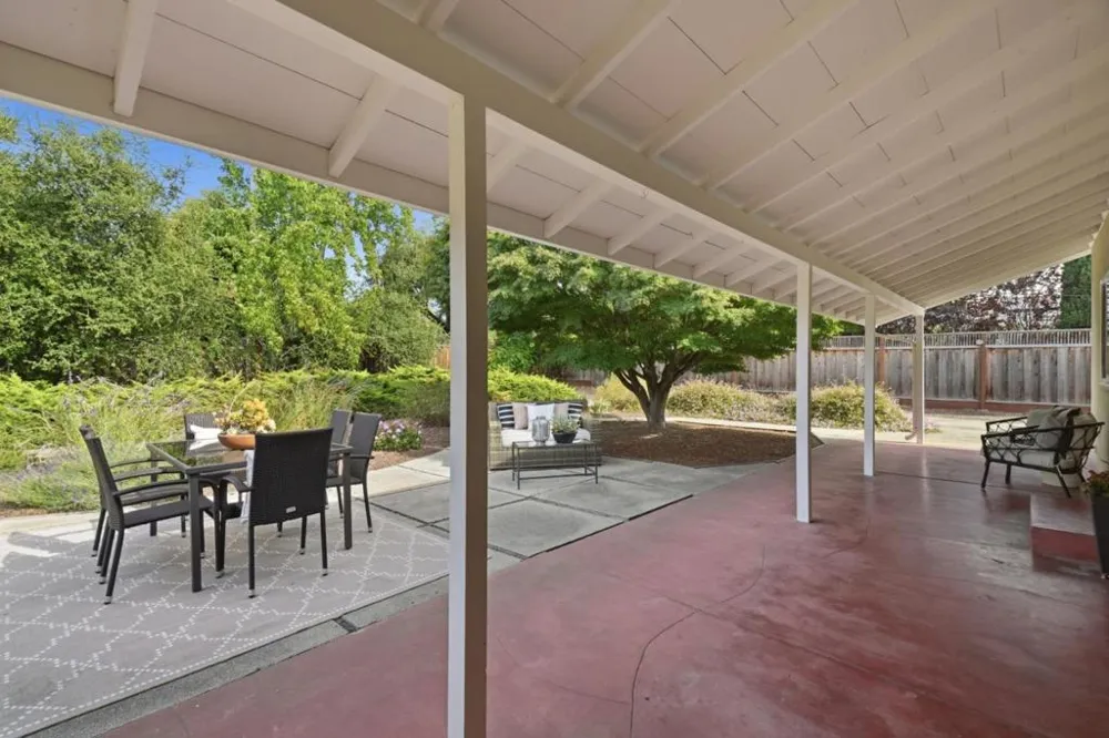 1545 Truman Avenue Los Altos, CA 94024