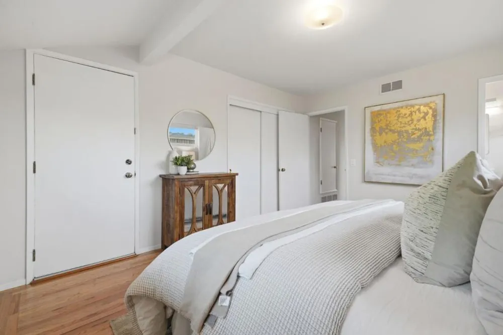 1545 Truman Avenue Los Altos, CA 94024