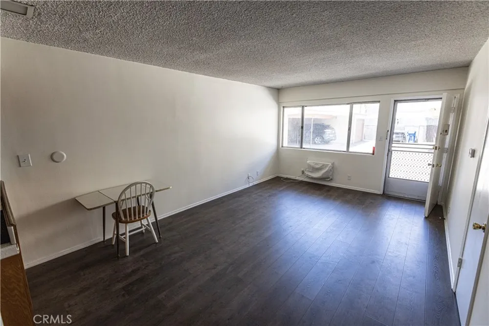 14716 Magnolia Boulevard Sherman Oaks, CA 91403