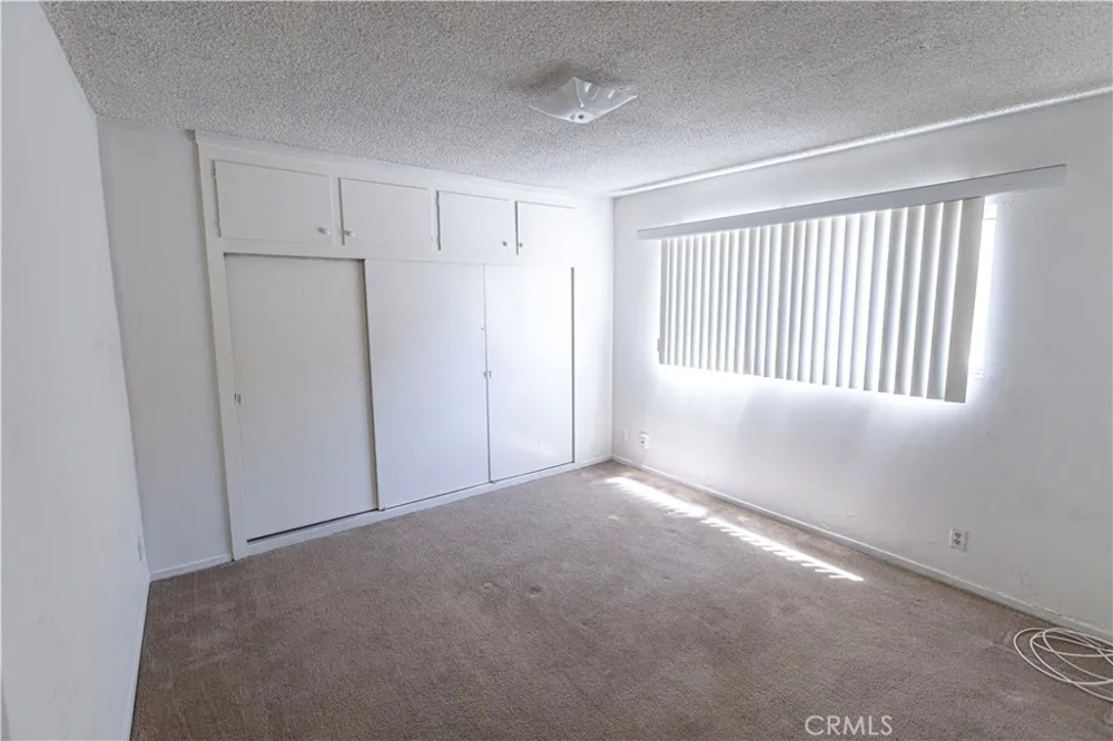 14716 Magnolia Boulevard Sherman Oaks, CA 91403