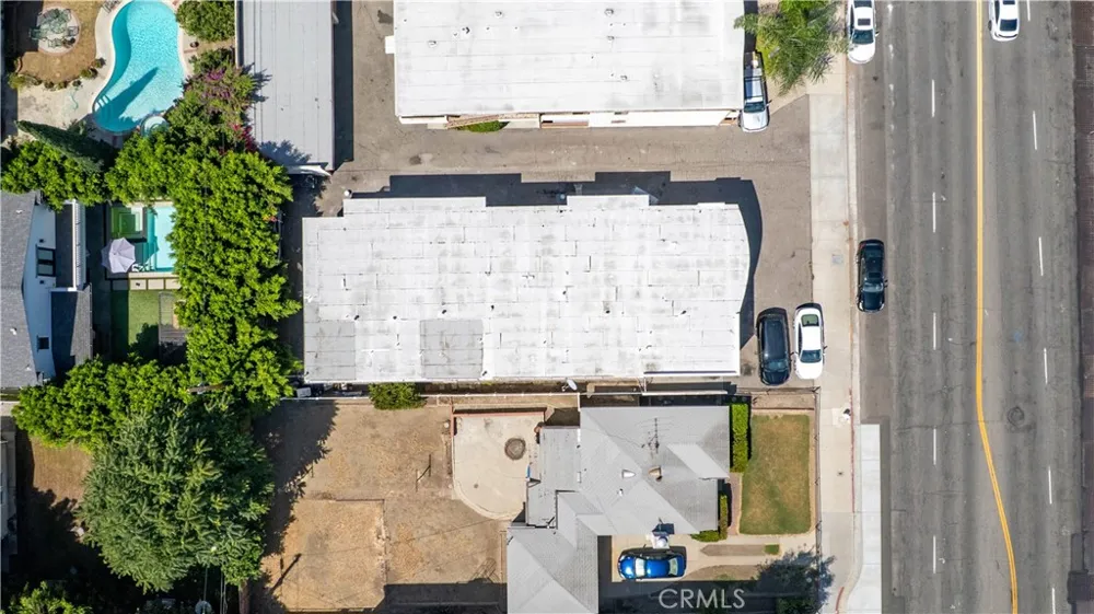 14716 Magnolia Boulevard Sherman Oaks, CA 91403