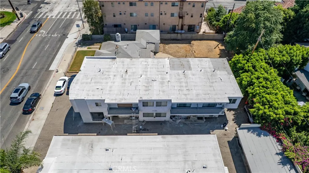 14716 Magnolia Boulevard Sherman Oaks, CA 91403