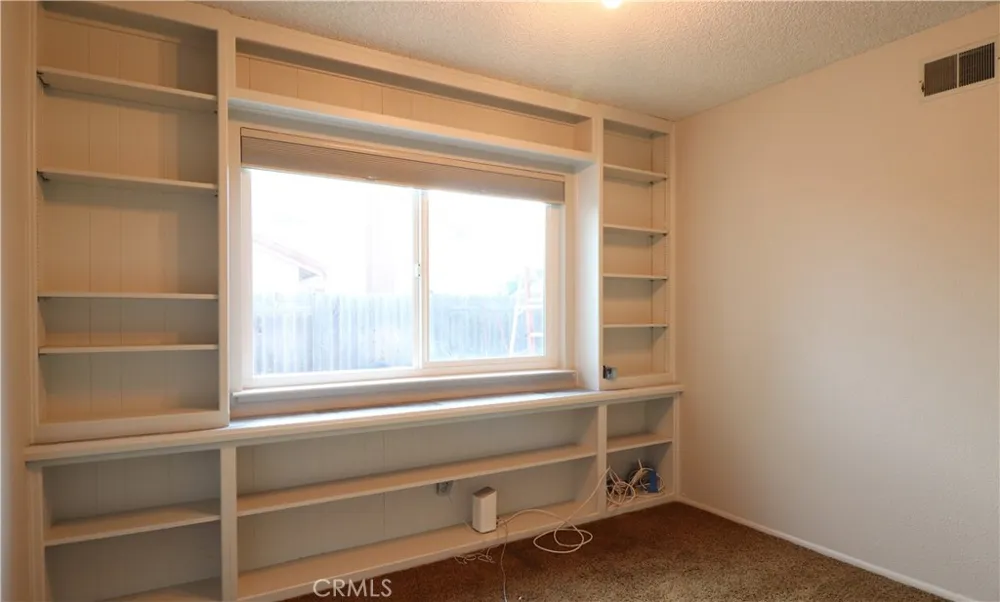 565 Clubhouse Santa Maria, CA 93455