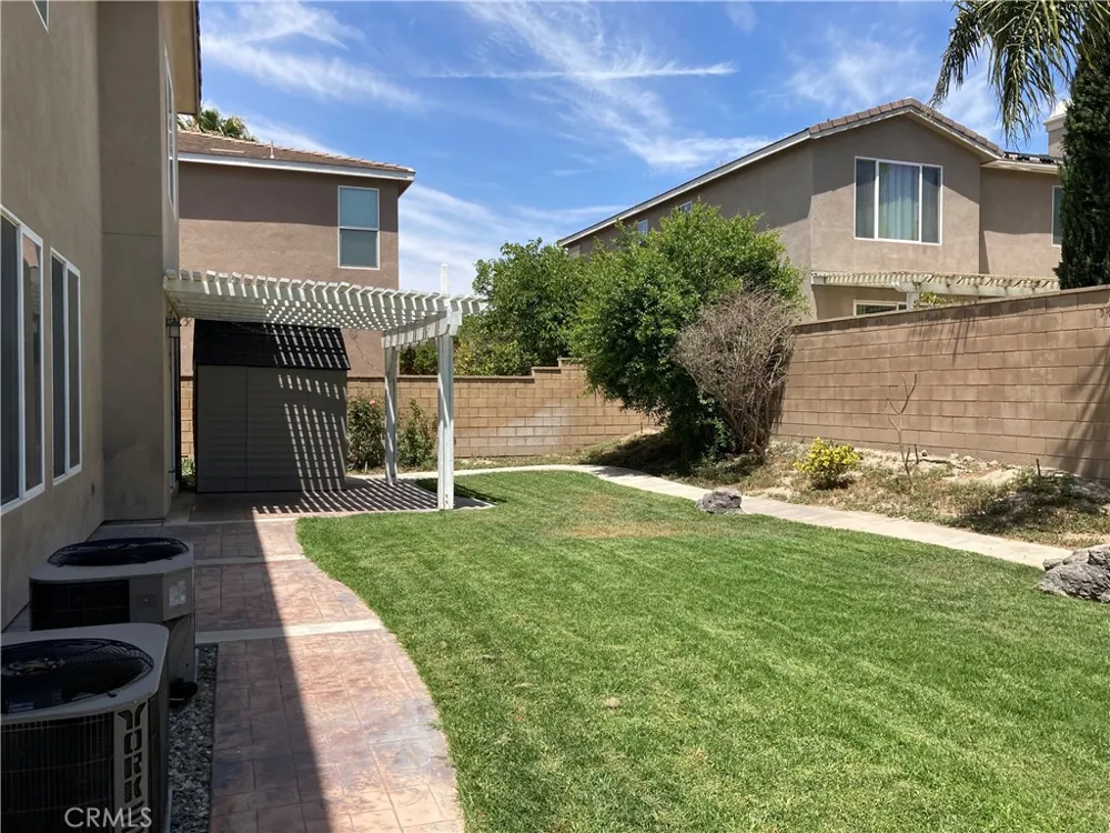 6746 Ruby Canyon Eastvale, CA 92880