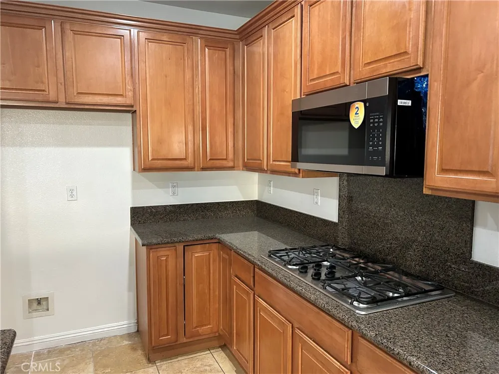 6746 Ruby Canyon Eastvale, CA 92880