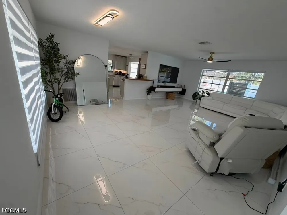 Aldridge Avenue Fort Myers, FL 33907