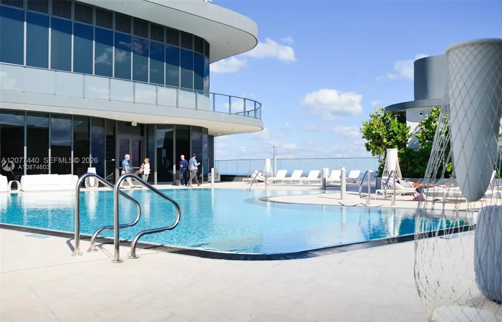 1000 Brickell Plaza #4506 Miami, FL 33131