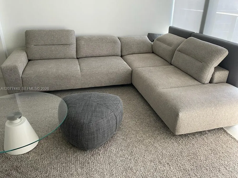 1000 Brickell Plaza #4506 Miami, FL 33131