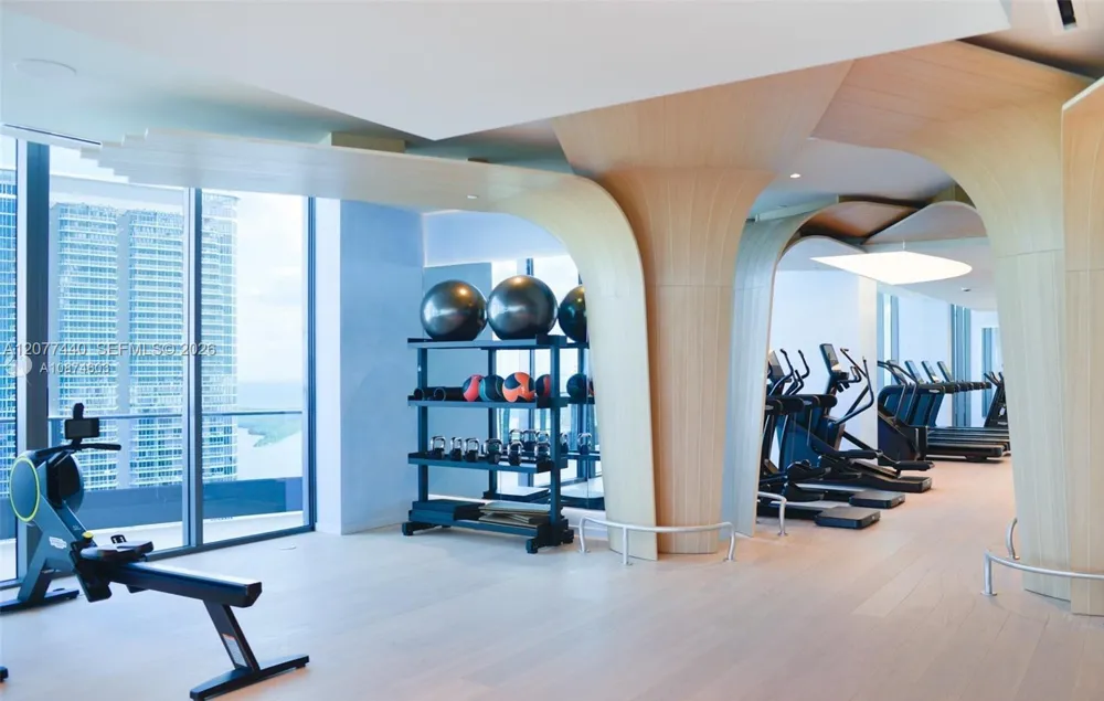 1000 Brickell Plaza #4506 Miami, FL 33131