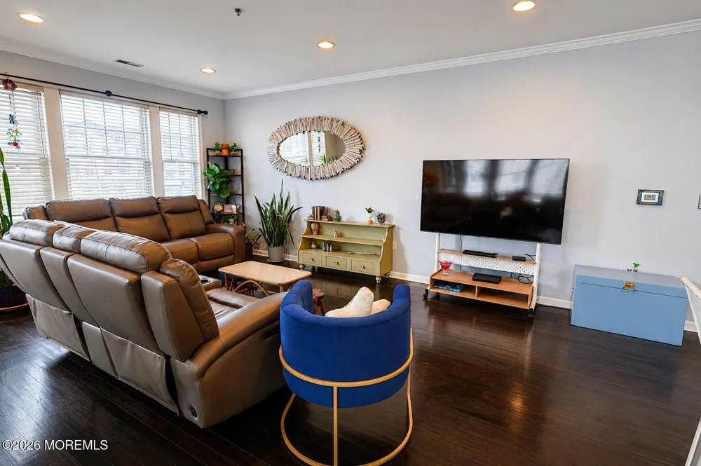 33 Cooper Avenue #216 Long Branch, NJ 07740