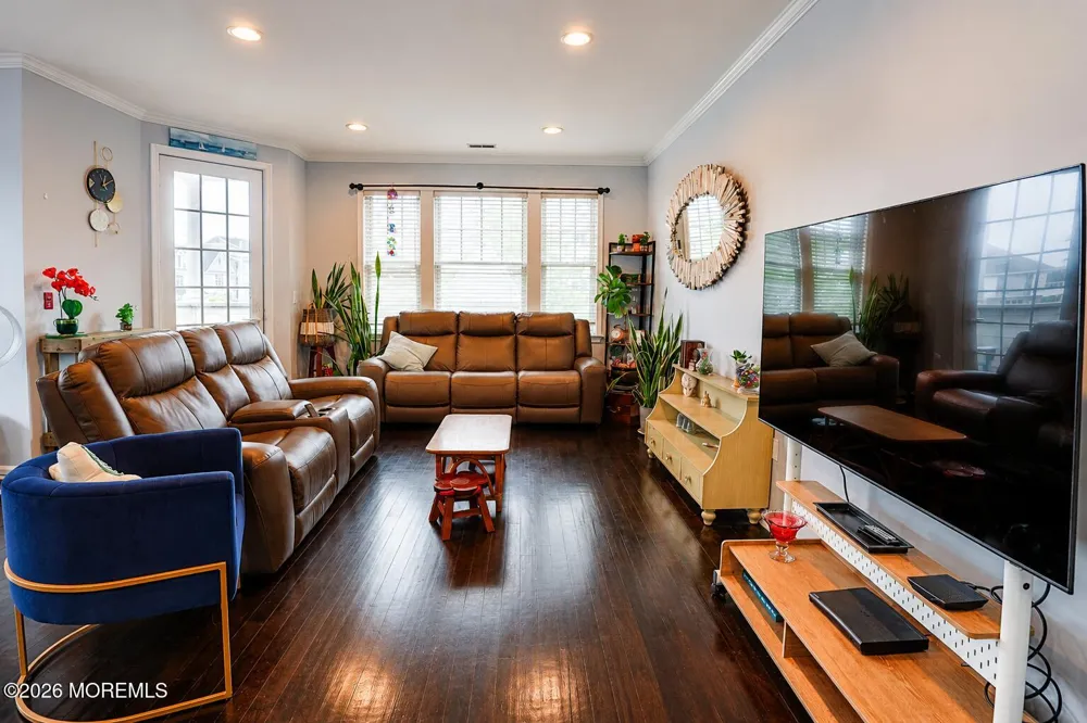 33 Cooper Avenue #216 Long Branch, NJ 07740