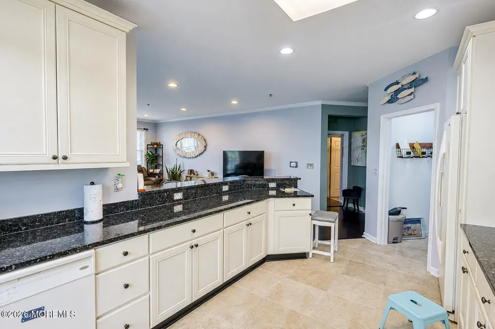 33 Cooper Avenue #216 Long Branch, NJ 07740