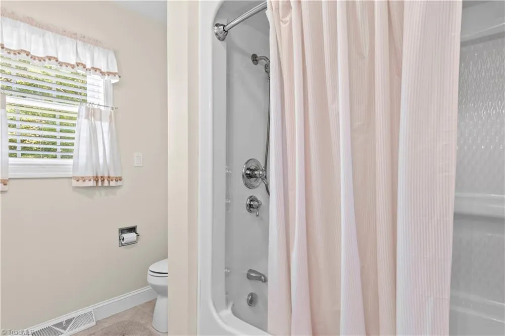 527 Howardtown Circle Mocksville, NC 27028