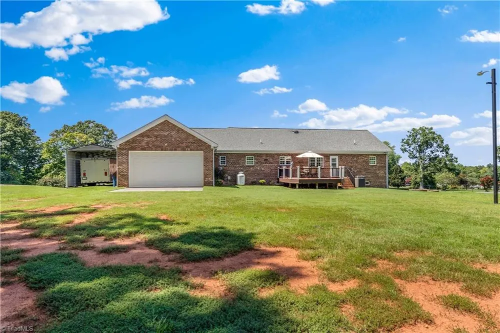 527 Howardtown Circle Mocksville, NC 27028