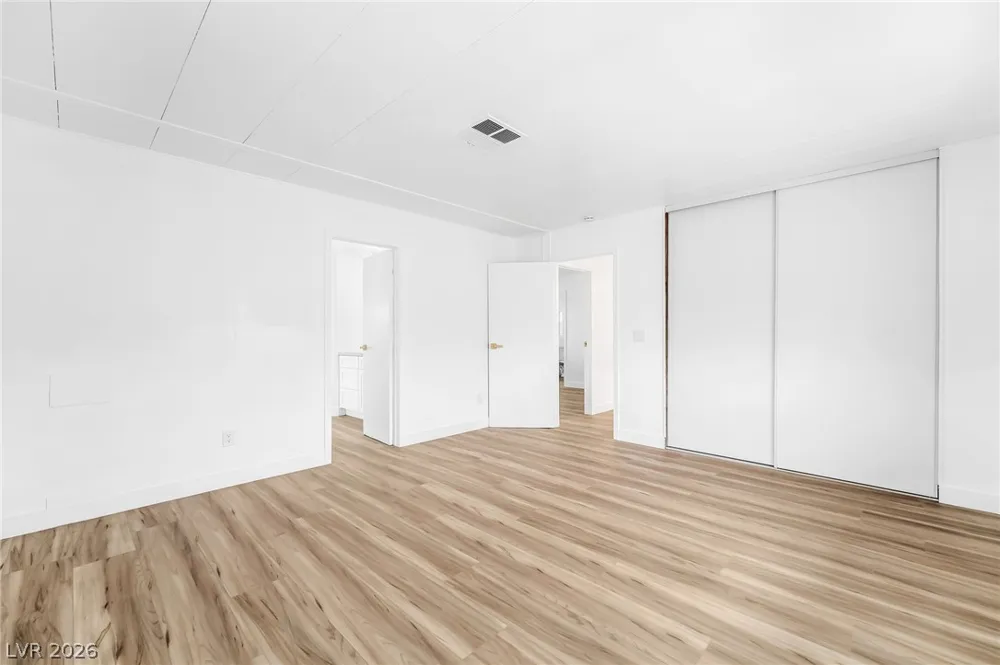 4684 Royal Ridge Way Las Vegas, NV 89103