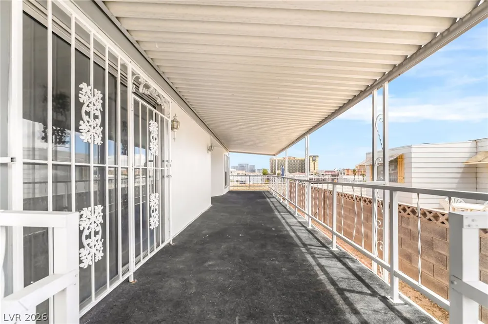 4684 Royal Ridge Way Las Vegas, NV 89103