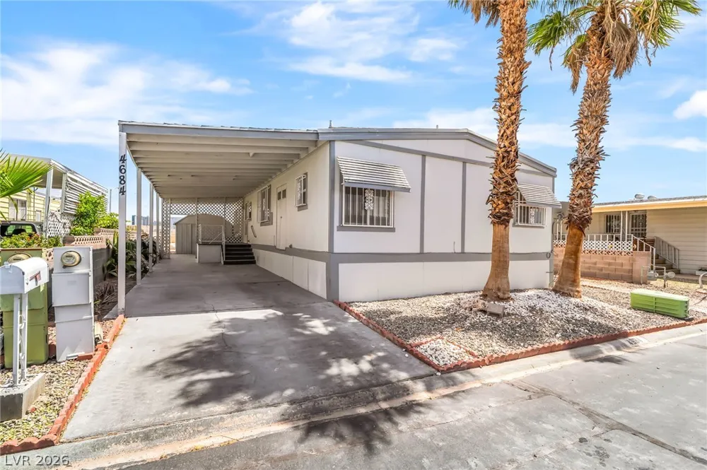 4684 Royal Ridge Way Las Vegas, NV 89103