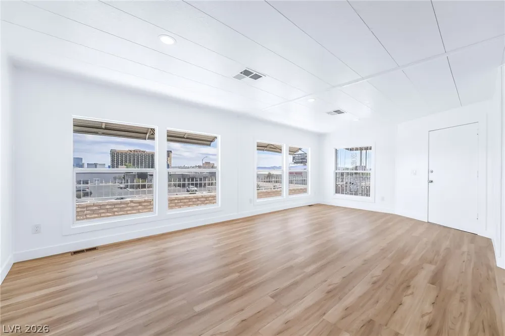 4684 Royal Ridge Way Las Vegas, NV 89103