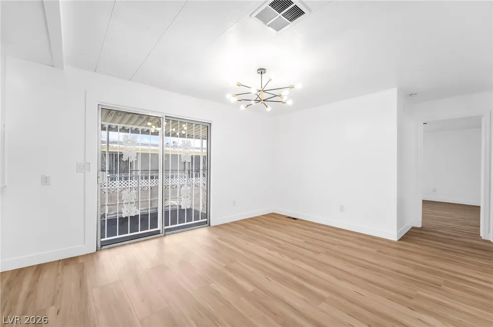 4684 Royal Ridge Way Las Vegas, NV 89103