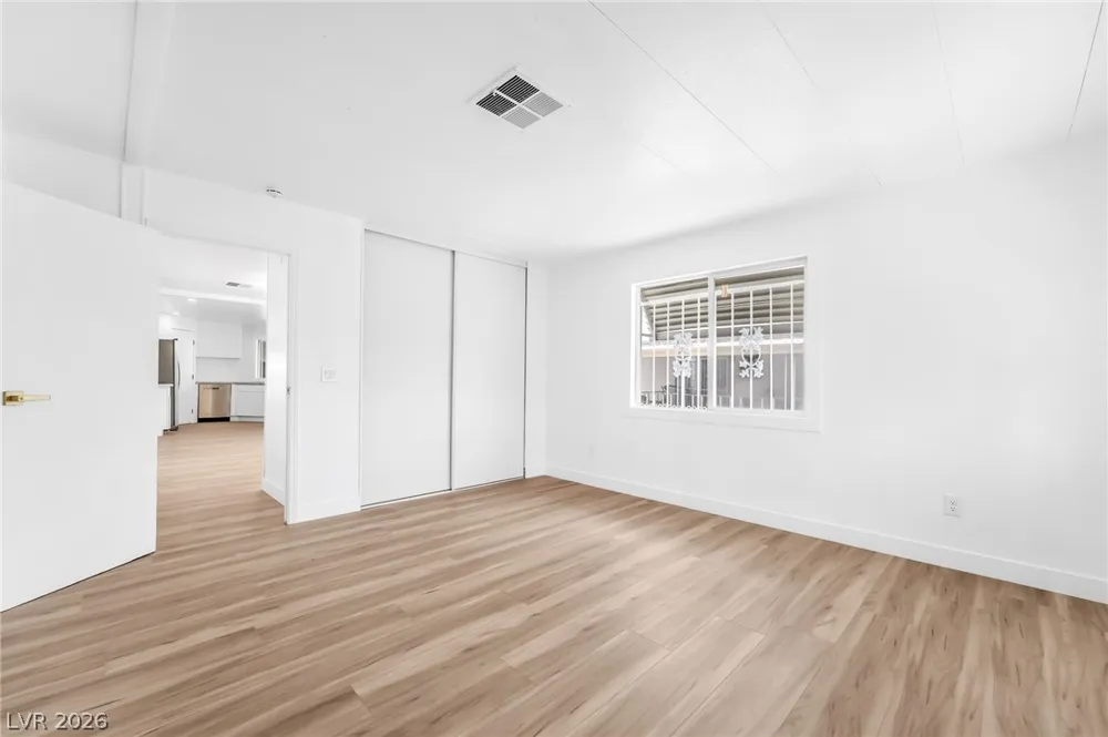 4684 Royal Ridge Way Las Vegas, NV 89103