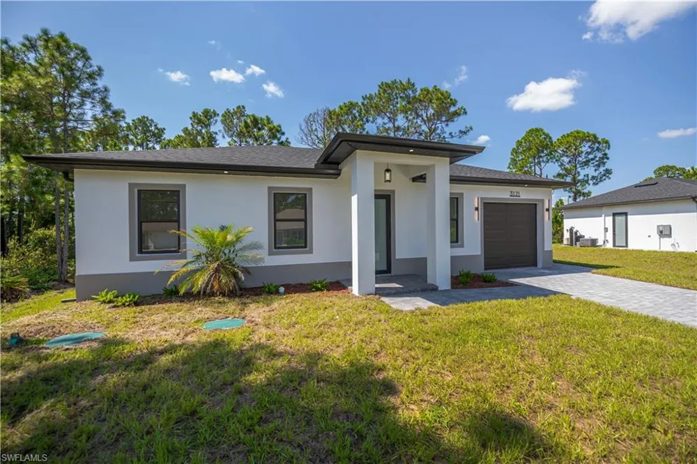3121 69th Street W Lehigh Acres, FL 33971