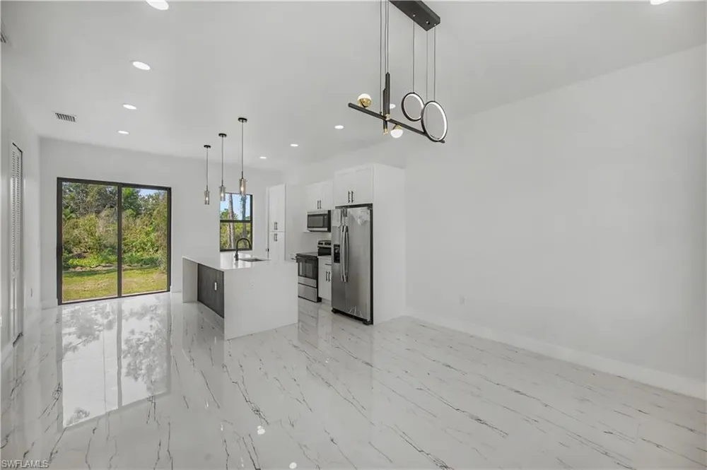 3121 69th Street W Lehigh Acres, FL 33971