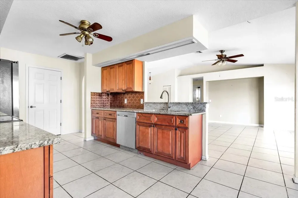 849 DOBELL TERRACE NW Port Charlotte, FL 33948