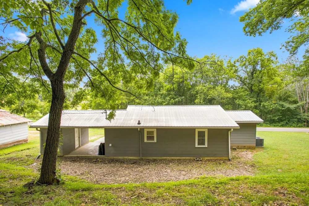 4854 Dry Fork Rd Hampshire, TN 38461