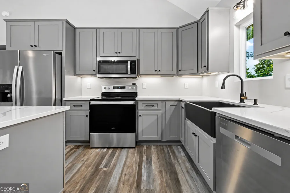 782 High Summit DR Talking Rock, GA 30175