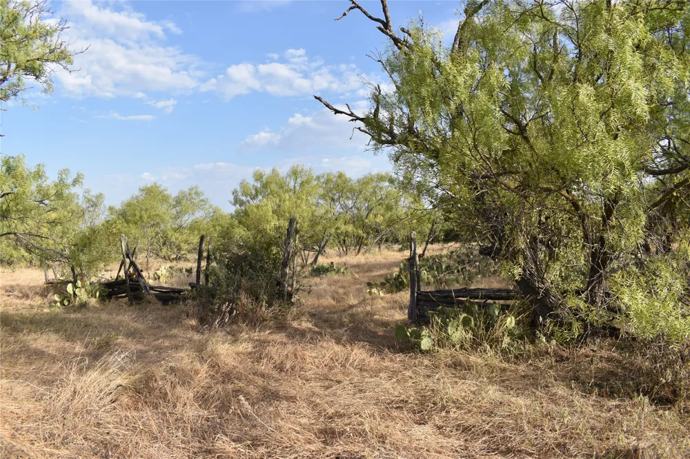 W Us Highway 190 Lometa, TX 76853