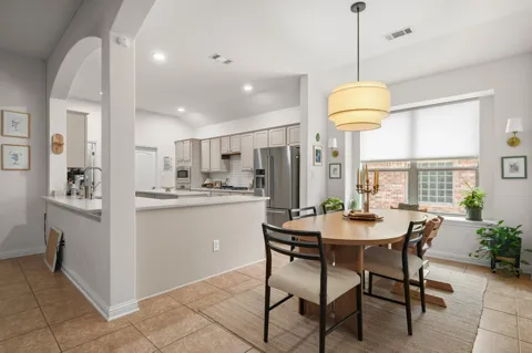 4613 Pyrenees Pass