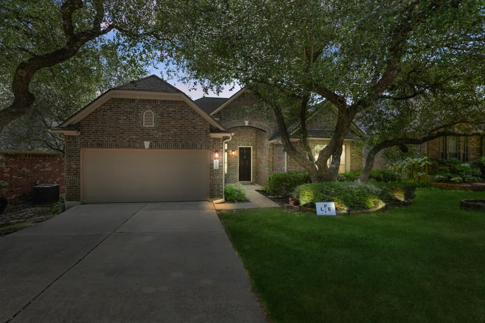 4613 Pyrenees Pass Bee Cave, TX 78738