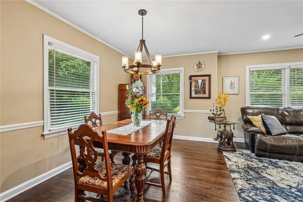 1631 Fearn Circle NE Brookhaven, GA 30319