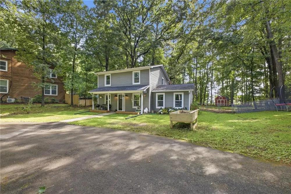 106 Northside Drive Calhoun, GA 30701