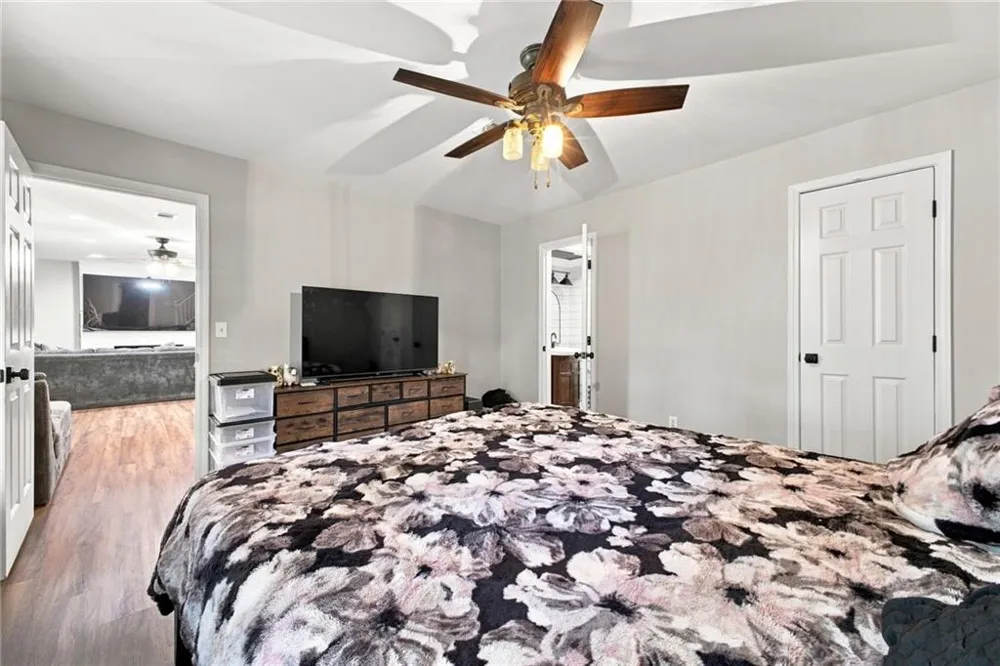 106 Northside Drive Calhoun, GA 30701