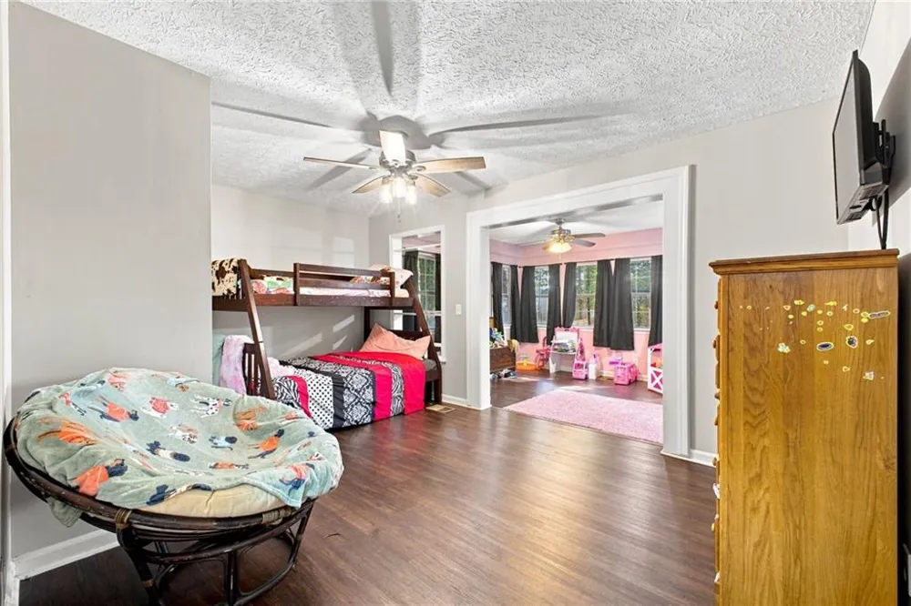 106 Northside Drive Calhoun, GA 30701