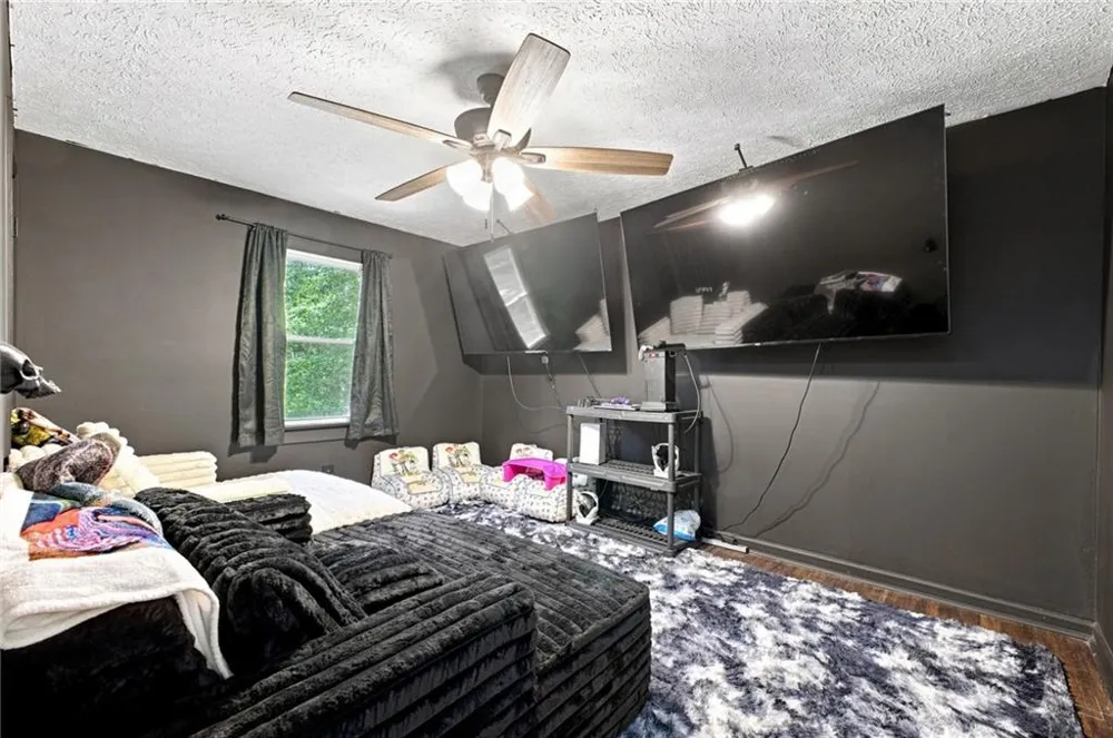106 Northside Drive Calhoun, GA 30701