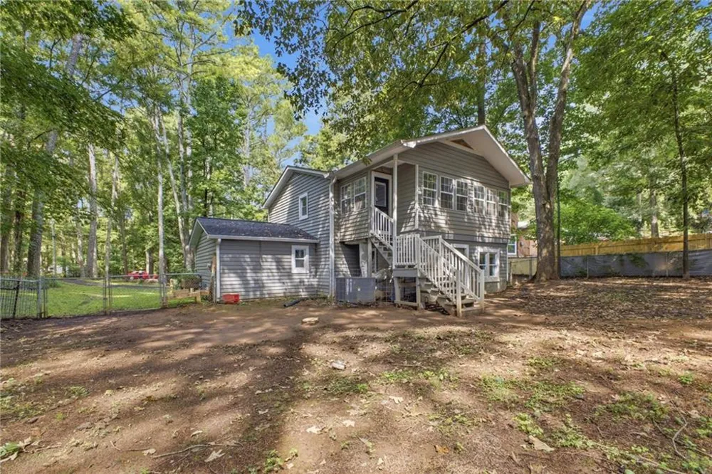 106 Northside Drive Calhoun, GA 30701