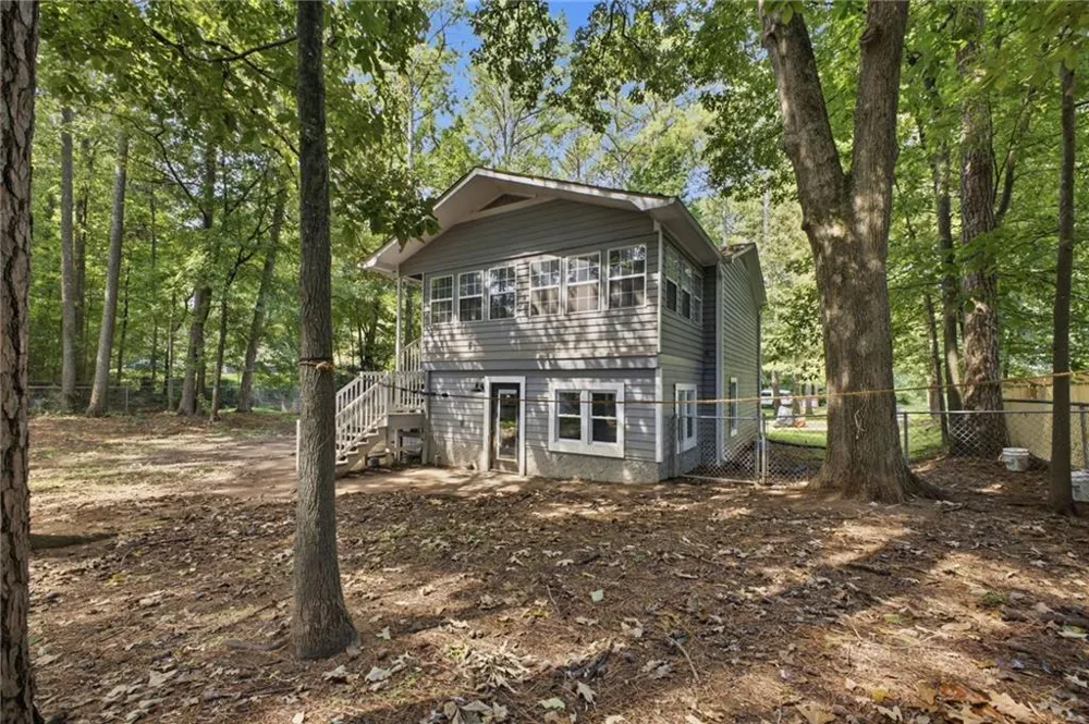 106 Northside Drive Calhoun, GA 30701