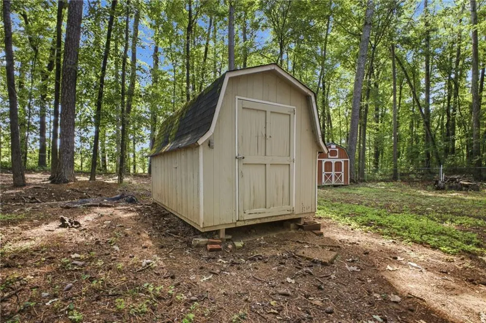 106 Northside Drive Calhoun, GA 30701