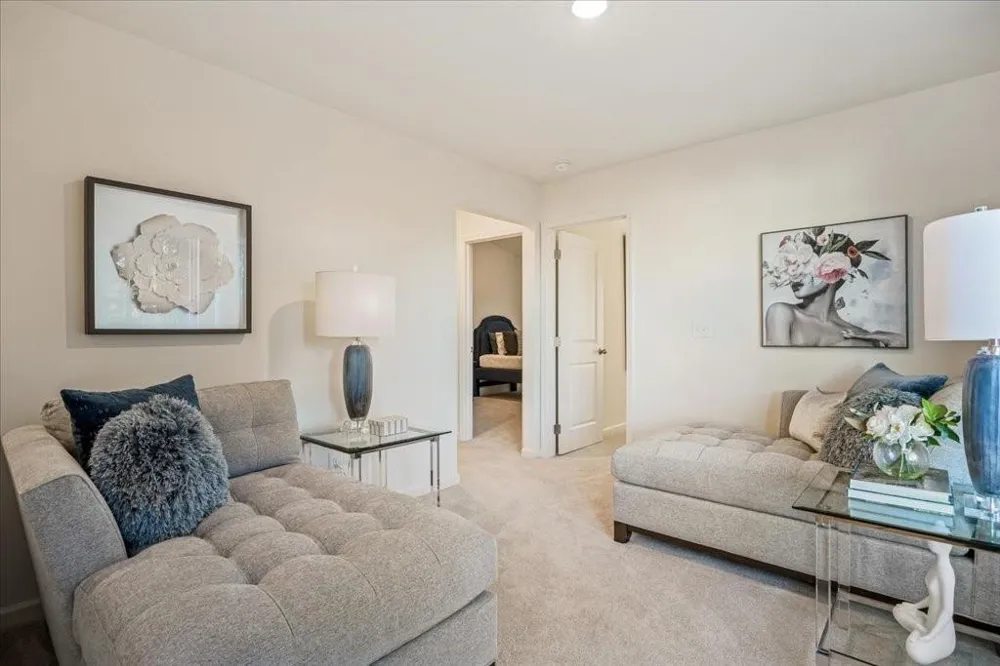 1999 Marie Court #44 Conyers, GA 30013