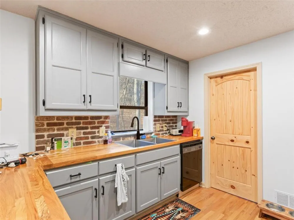 166 Quail Point Sautee Nacoochee, GA 30571