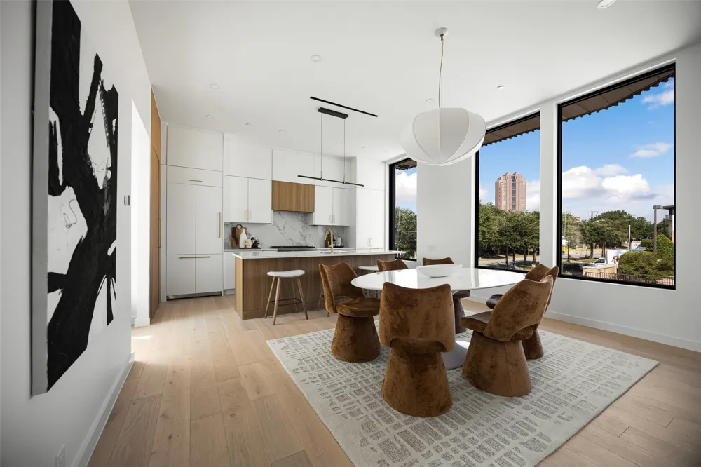 1918 Peak Street Dallas, TX 75204