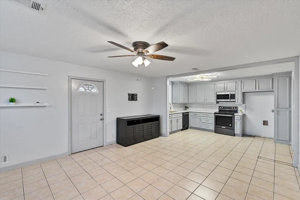2910 San Augustine Avenue Pasadena, TX 77503