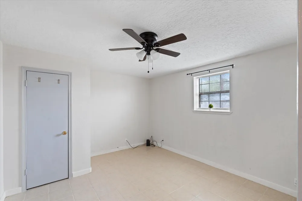 2910 San Augustine Avenue Pasadena, TX 77503