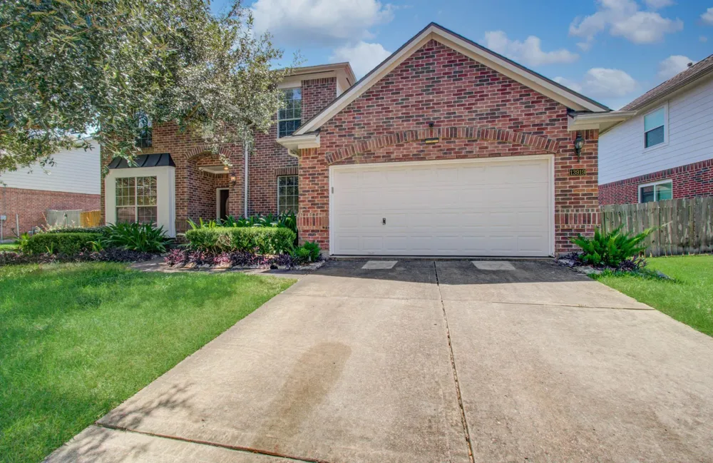 13919 Charterhouse Way Sugar Land, TX 77498